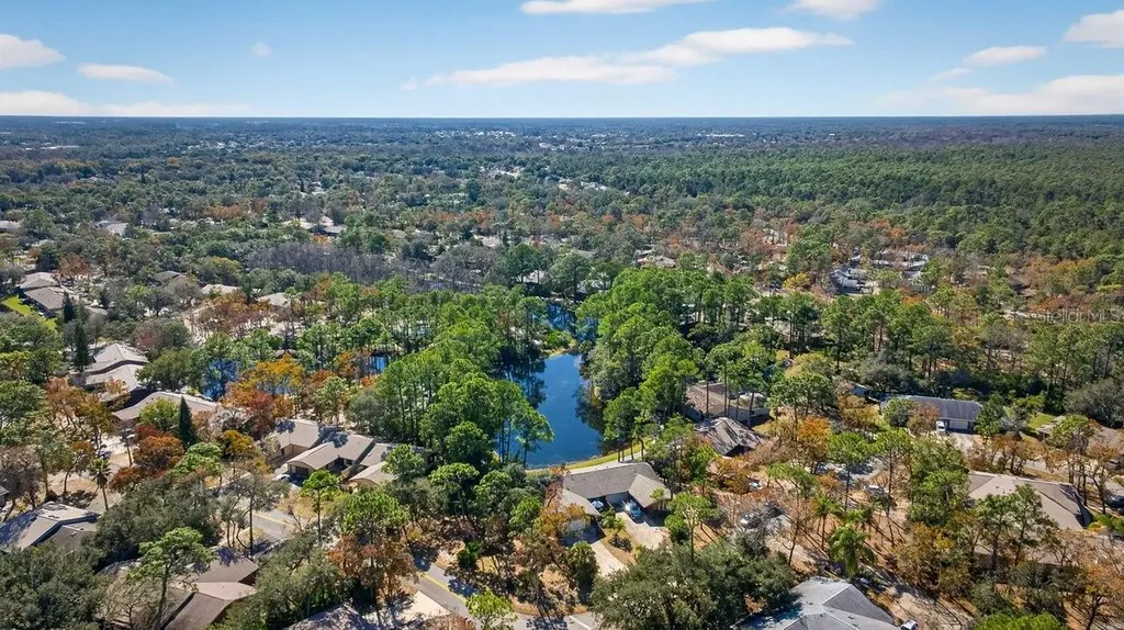 33 Lakepoint Circle Port Orange FL 32128