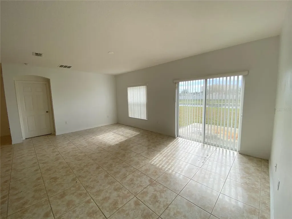 3510 Yacht Club Court Kissimmee FL 34746