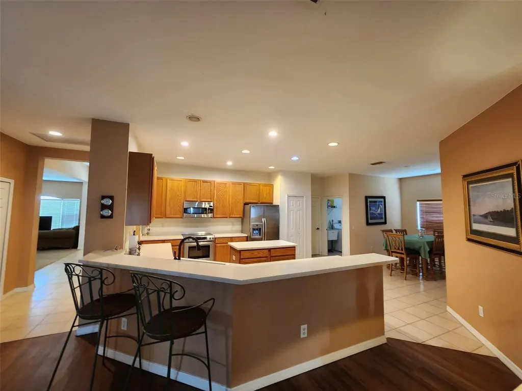 1829 Mira Lago Circle Ruskin FL 33570