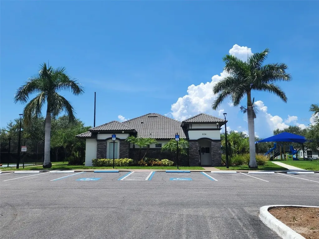 1829 Mira Lago Circle Ruskin FL 33570