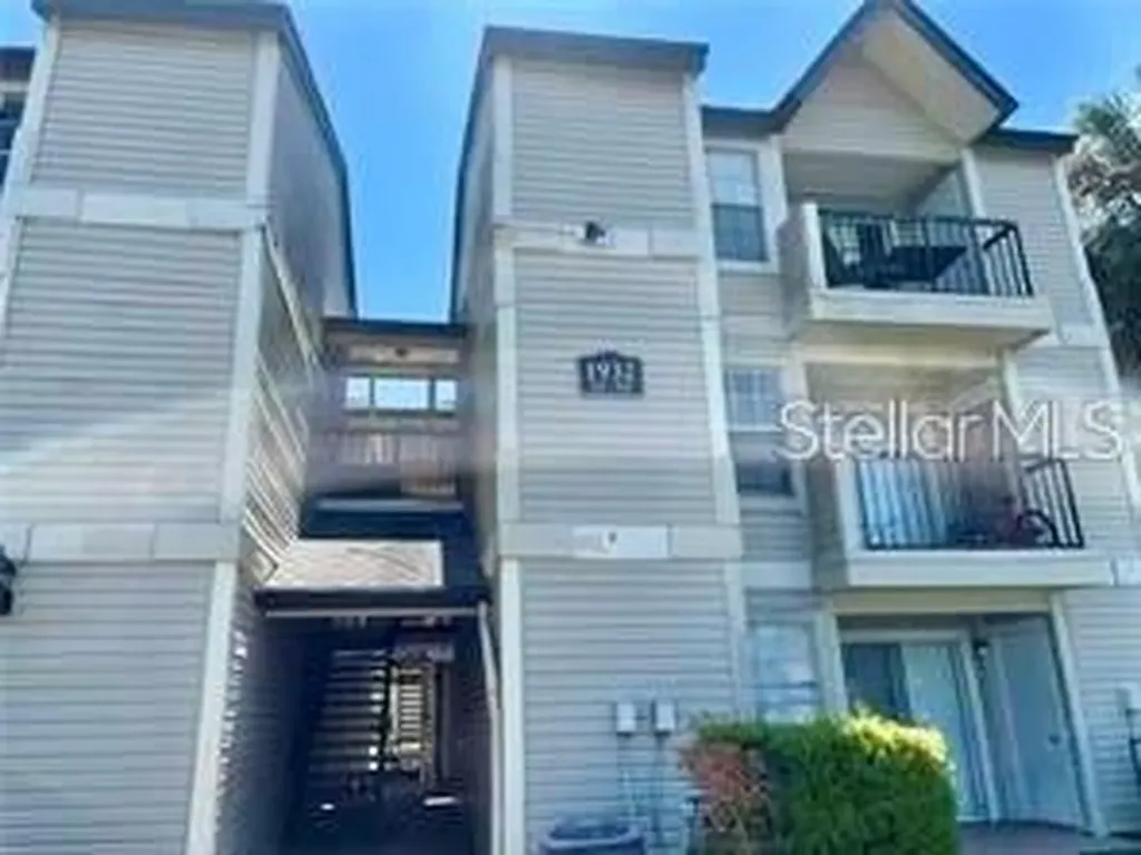 1948 Lake Atriums Circle Orlando FL 32839