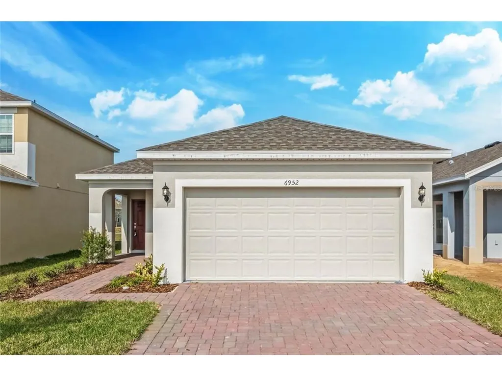 6952 Church Lake Street Groveland FL 34736