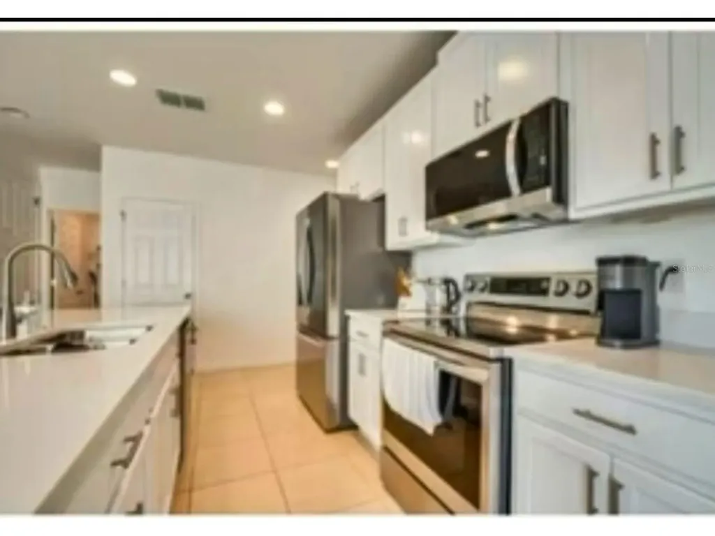 6952 Church Lake Street Groveland FL 34736