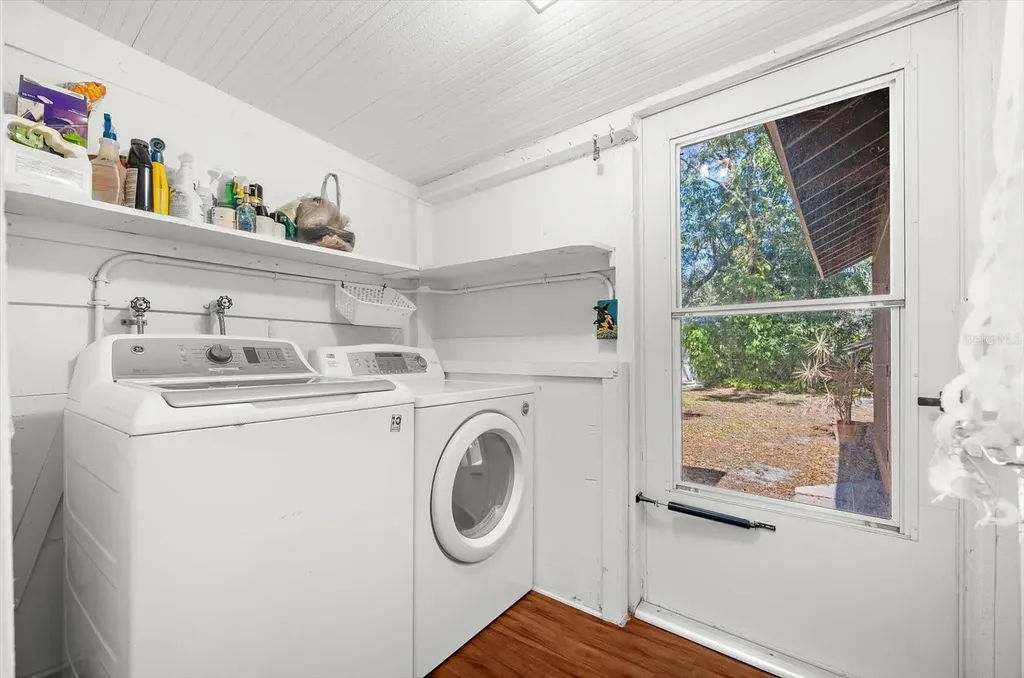 2726 8th Avenue W Bradenton FL 34205