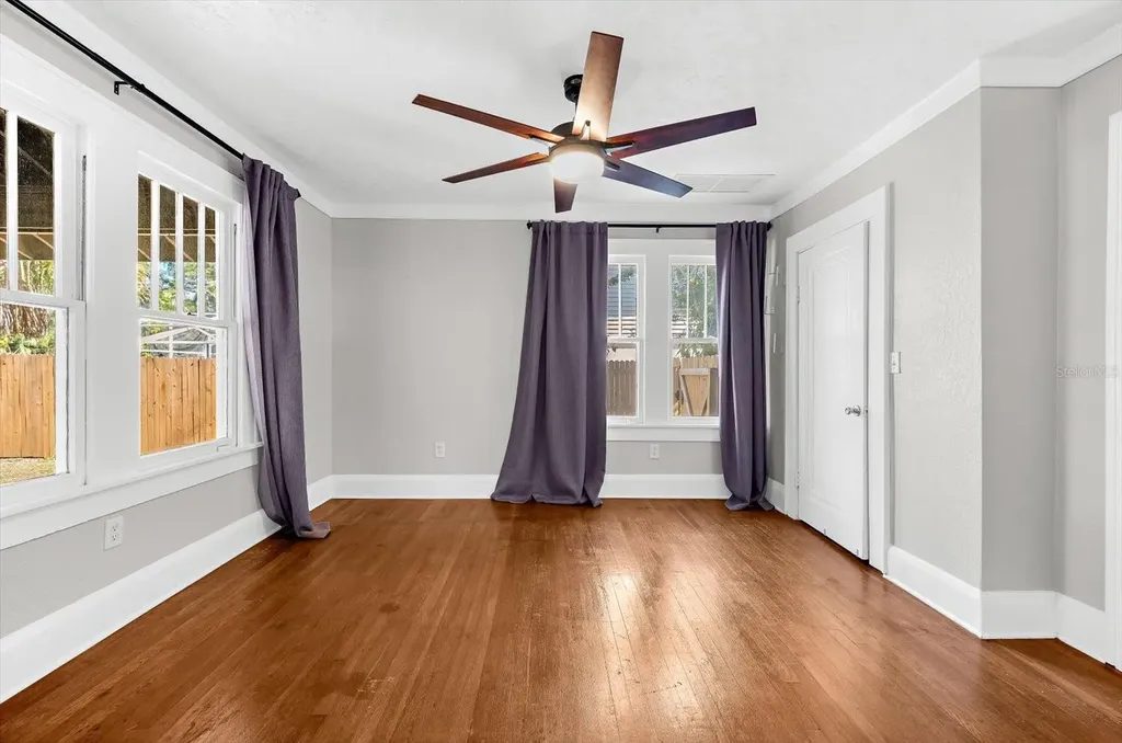 2726 8th Avenue W Bradenton FL 34205