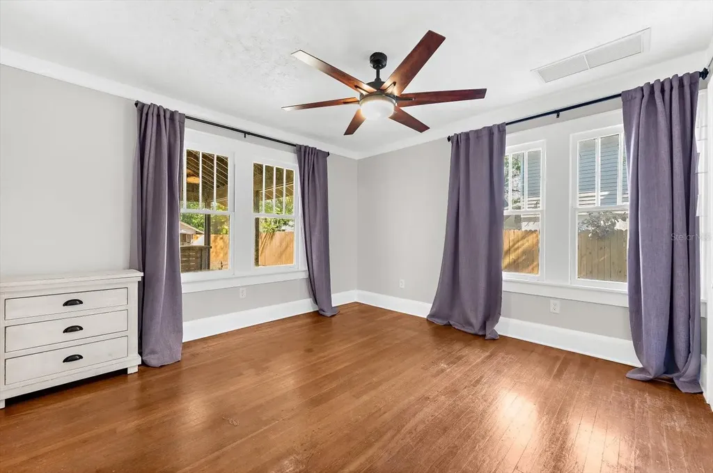 2726 8th Avenue W Bradenton FL 34205