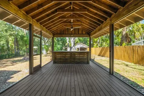 2726 8th Avenue W Bradenton FL 34205