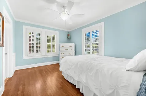 2726 8th Avenue W Bradenton FL 34205