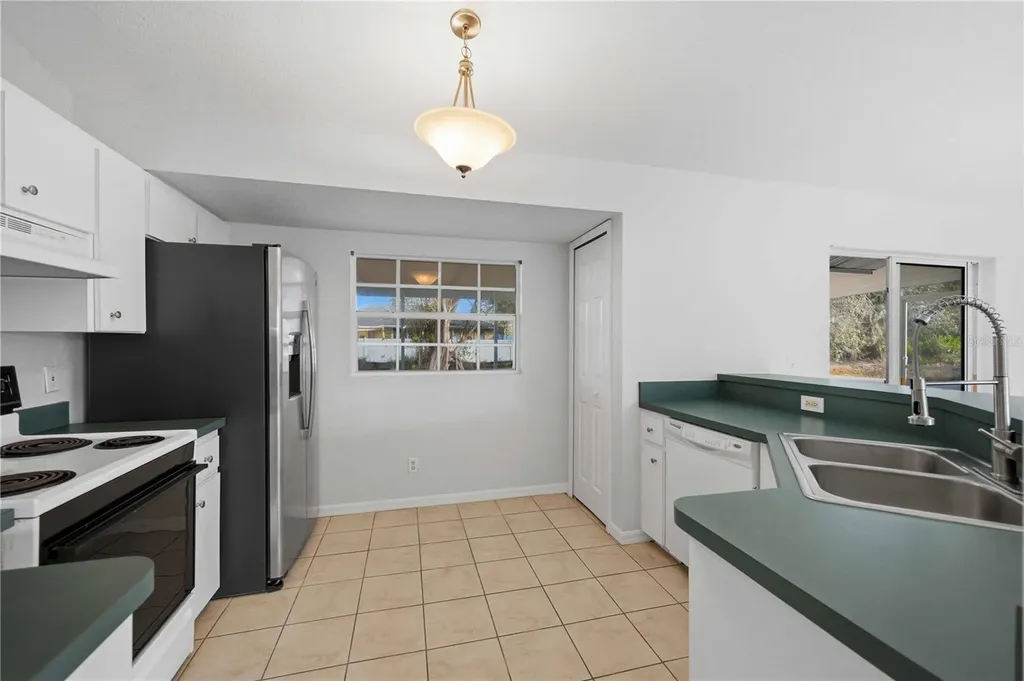 5084 White Avenue Port Charlotte FL 33981