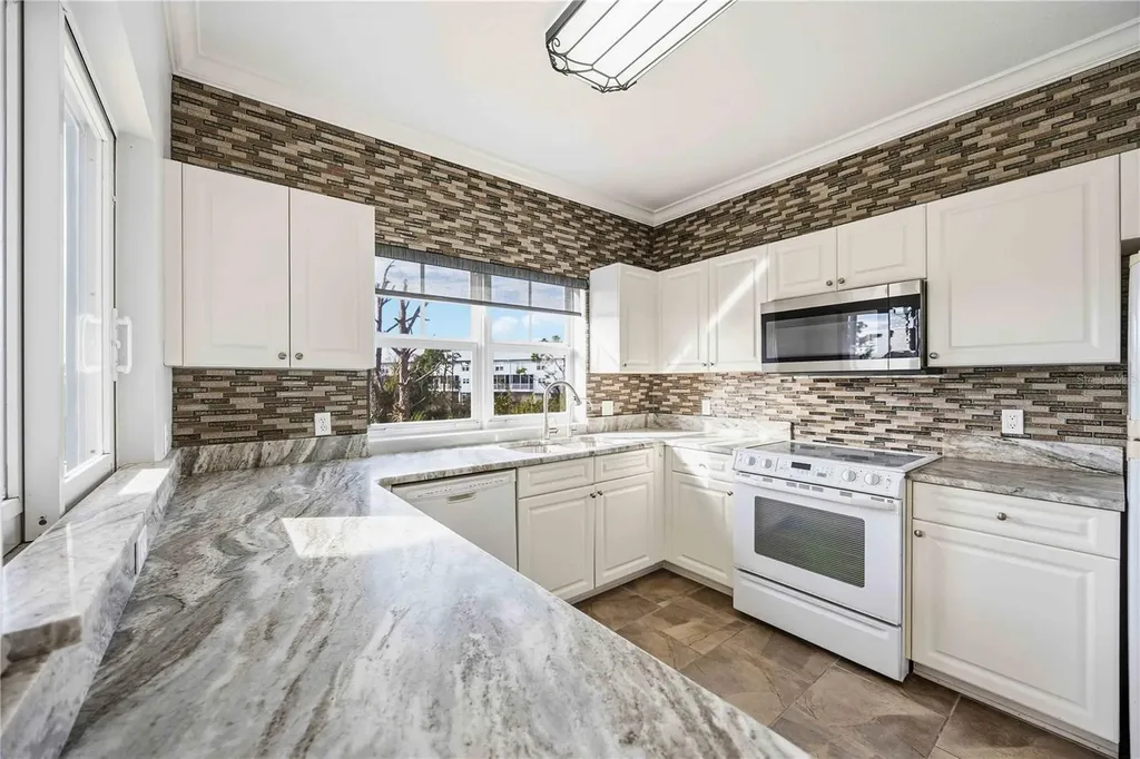 3923 Cape Haze Drive Rotonda West FL 33947