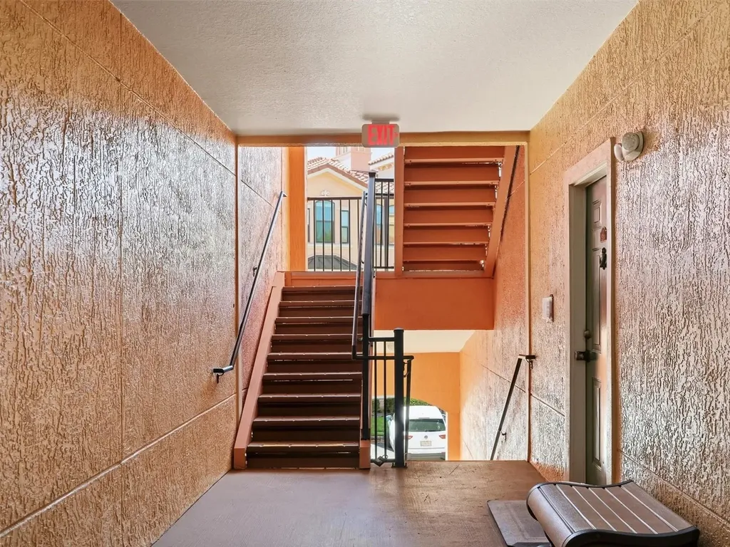2732 Via Murano Clearwater FL 33764