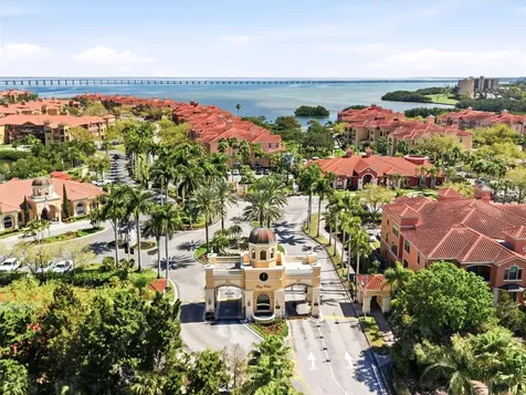2732 Via Murano Clearwater FL 33764