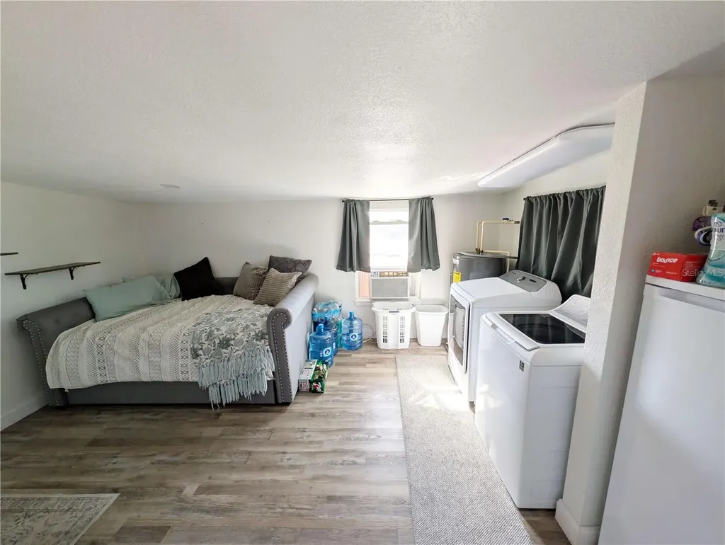 1007 77th Street E Palmetto FL 34221