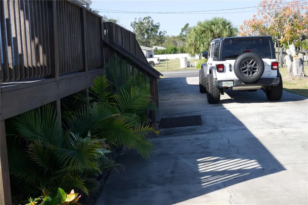 1007 77th Street E Palmetto FL 34221