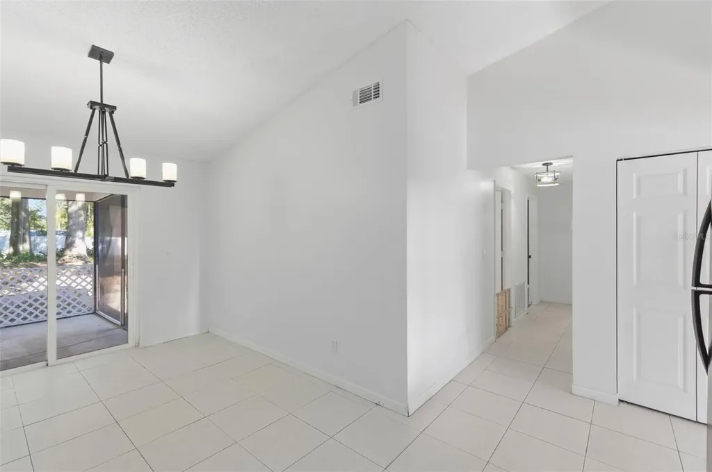 821 Pine Street Tarpon Springs FL 34689