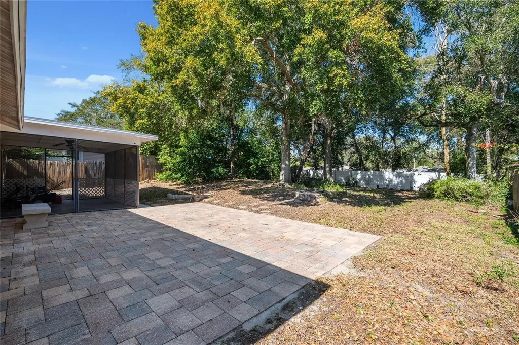 821 Pine Street Tarpon Springs FL 34689