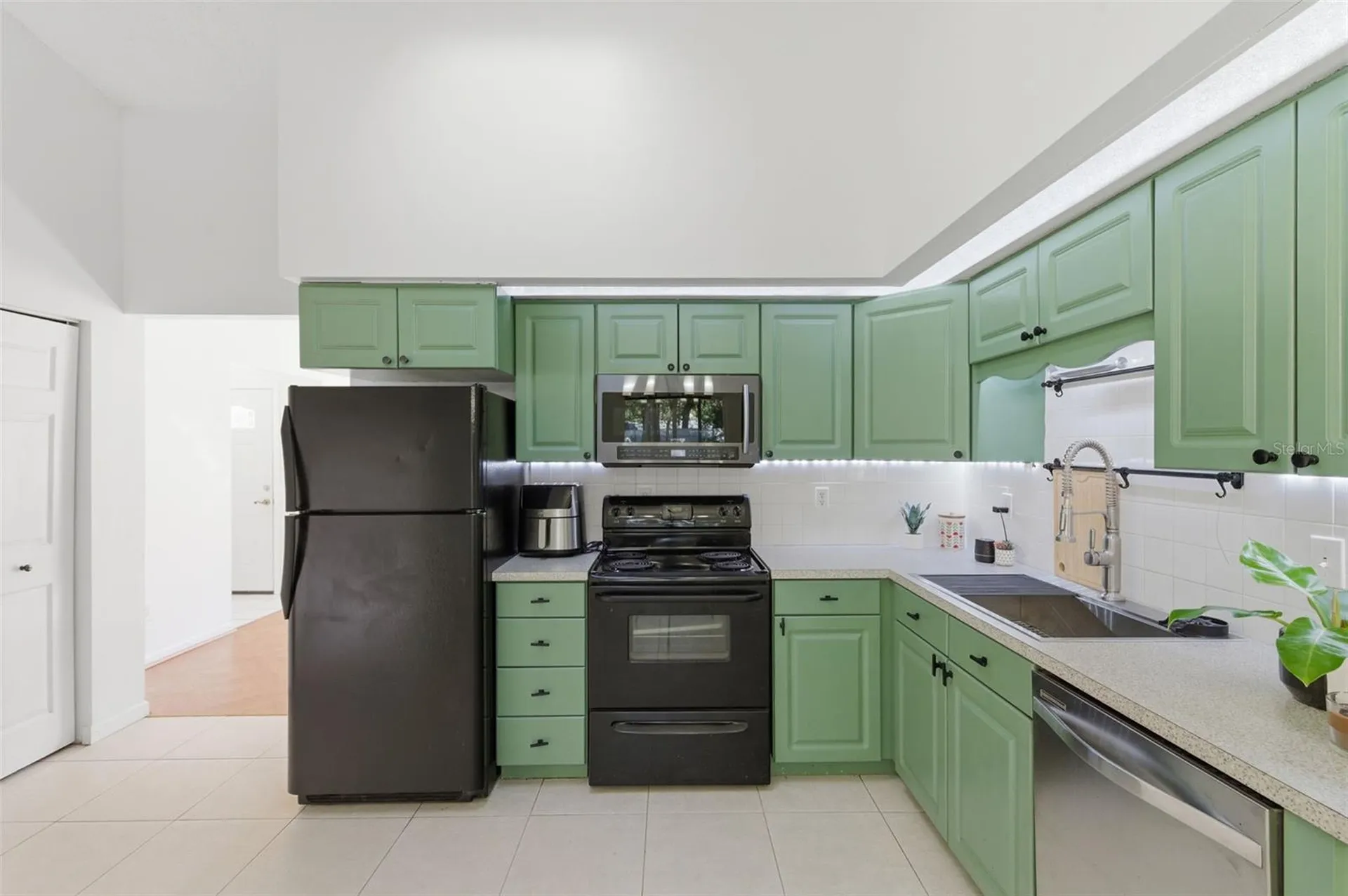 821 Pine Street Tarpon Springs FL 34689