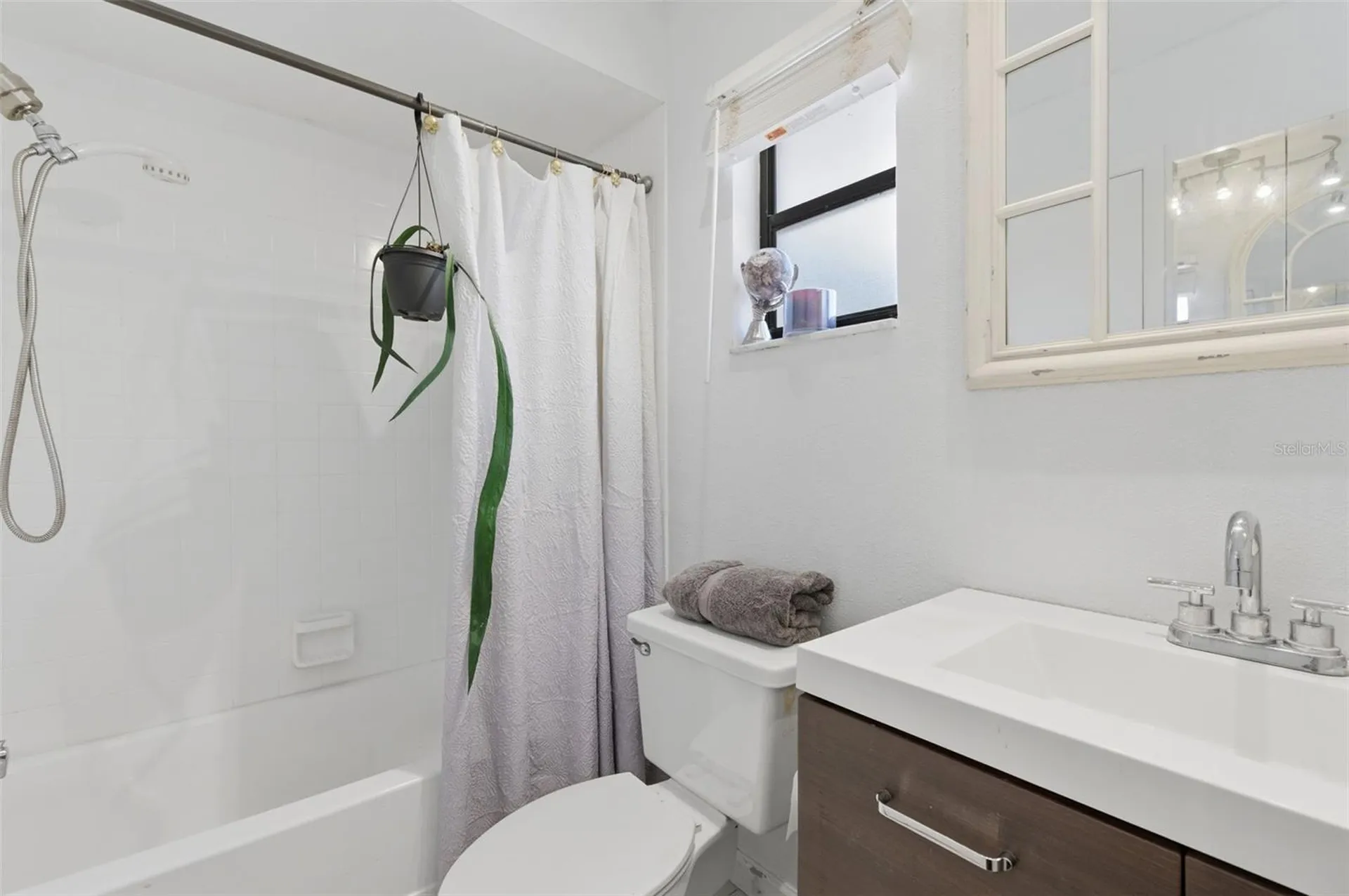 821 Pine Street Tarpon Springs FL 34689