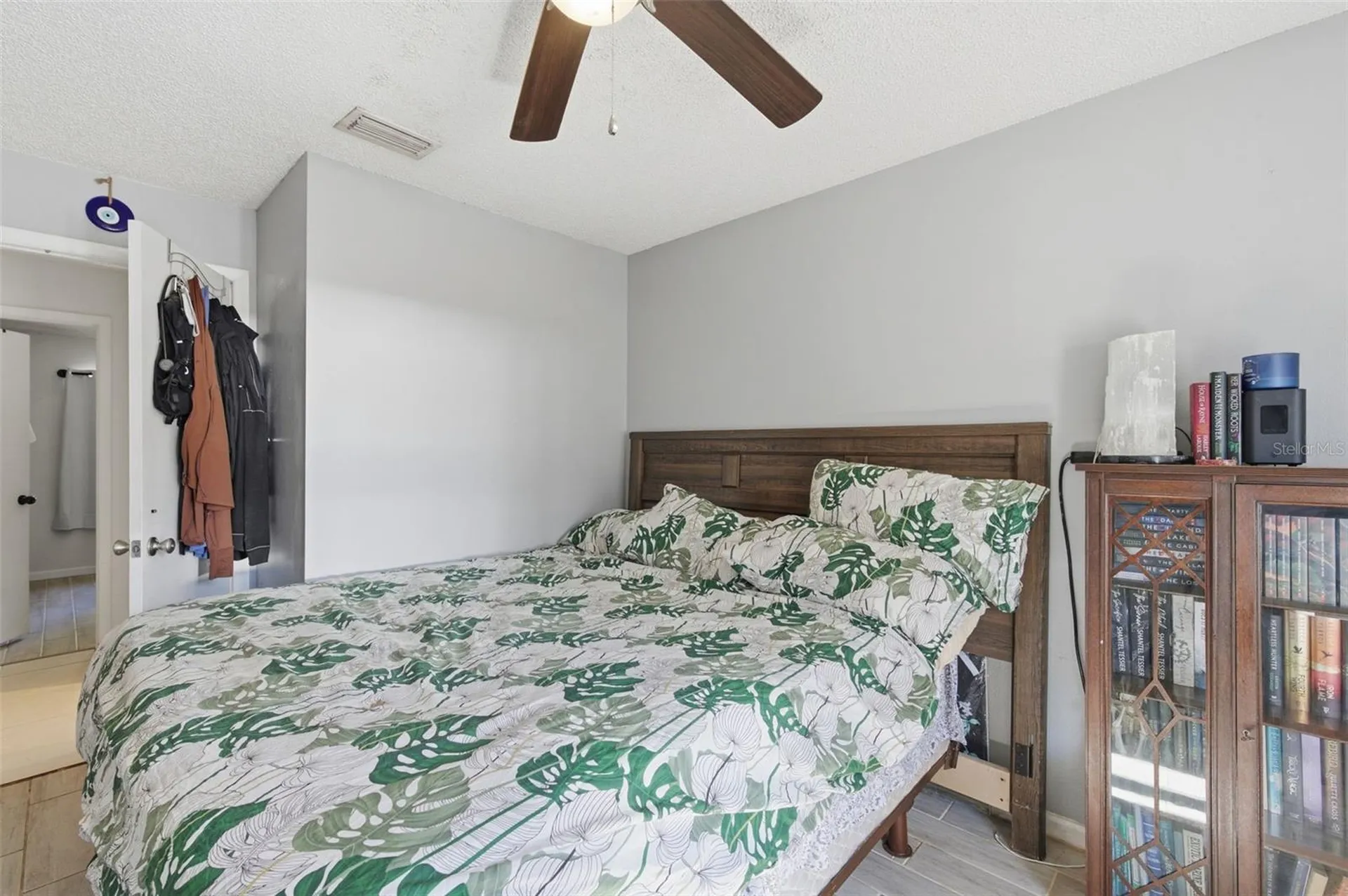 821 Pine Street Tarpon Springs FL 34689