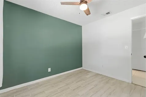 821 Pine Street Tarpon Springs FL 34689