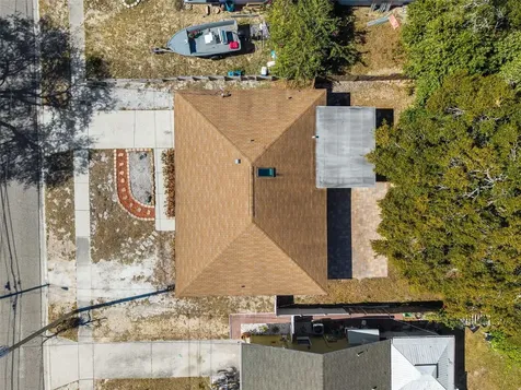 821 Pine Street Tarpon Springs FL 34689