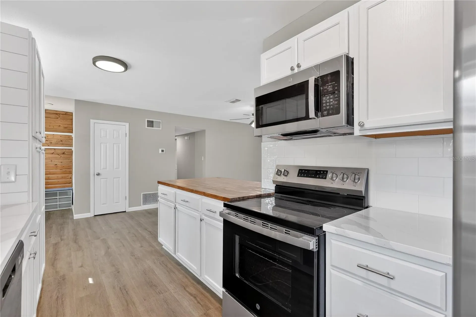 3201 Joyann Street Orlando FL 32810