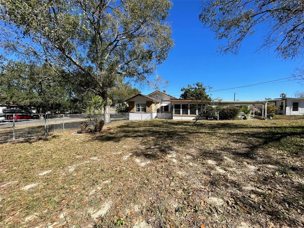 1240 Druid Circle Lake Wales FL 33853