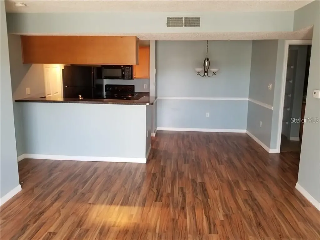 803 Lake Haven Square Brandon FL 33511