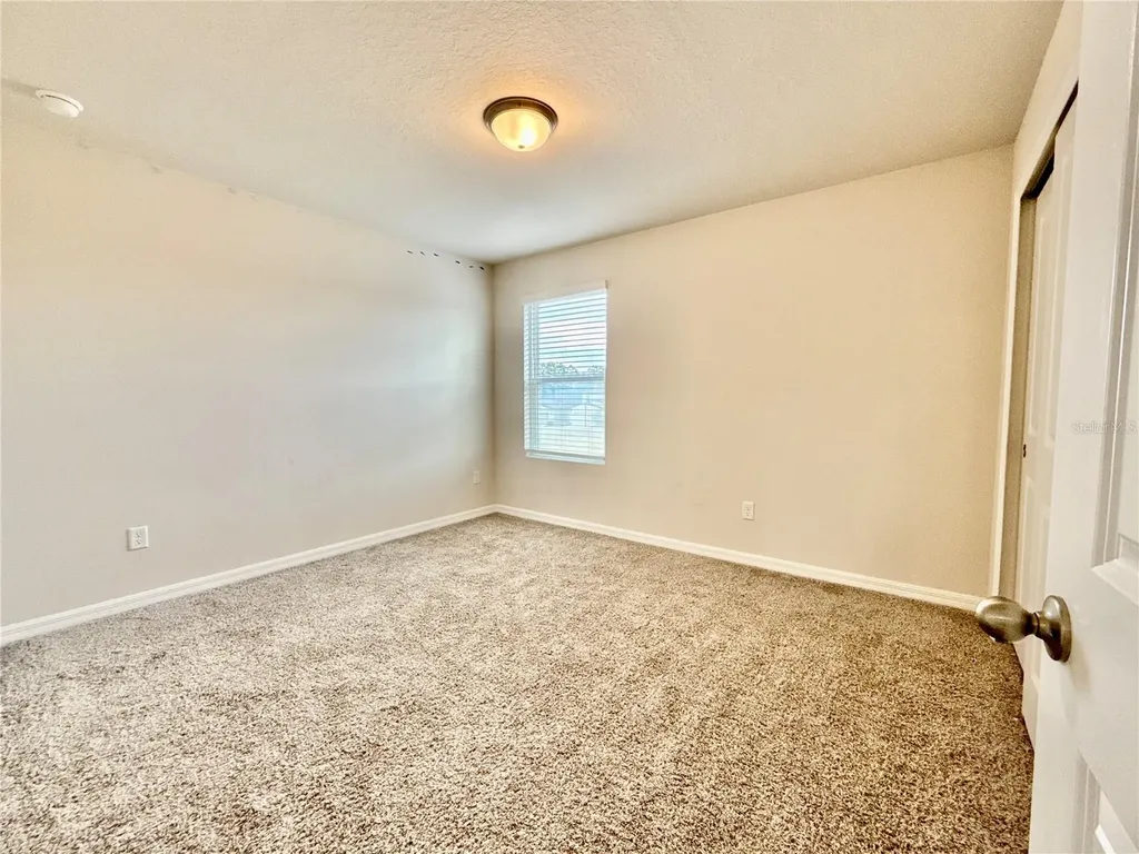 3204 Fresno Place Zephyrhills FL 33541