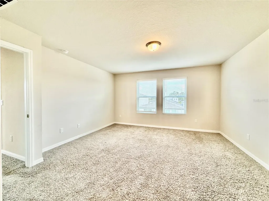 3204 Fresno Place Zephyrhills FL 33541