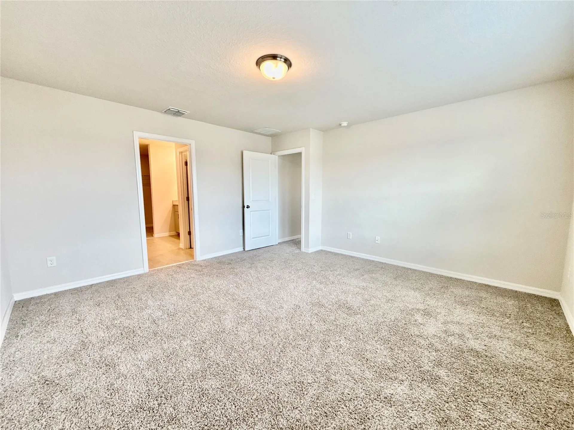 3204 Fresno Place Zephyrhills FL 33541