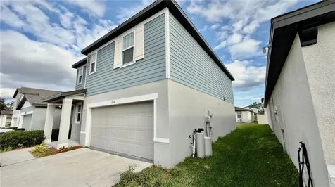 3204 Fresno Place Zephyrhills FL 33541