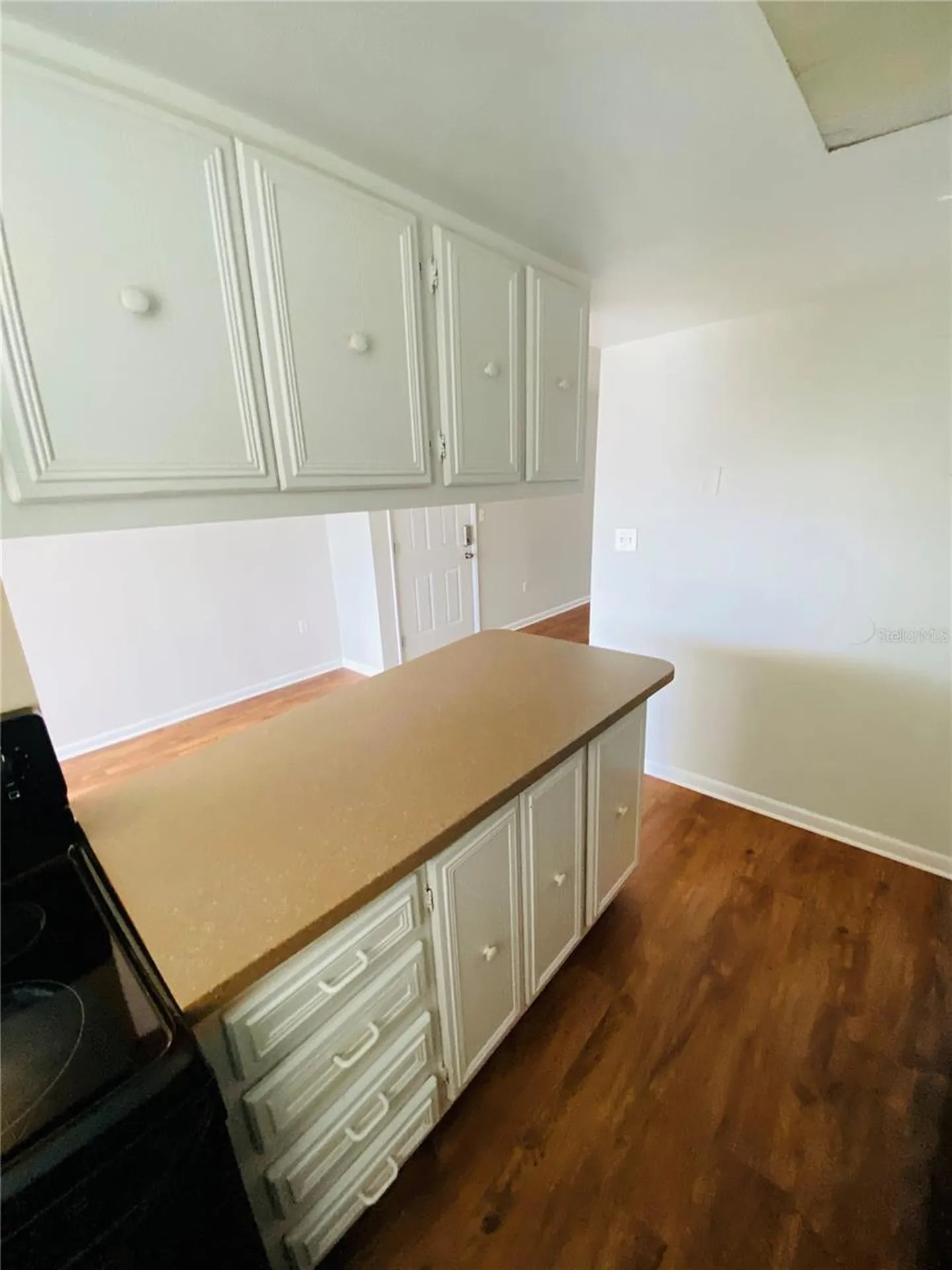 2757 L B Mcleod Road Orlando FL 32805