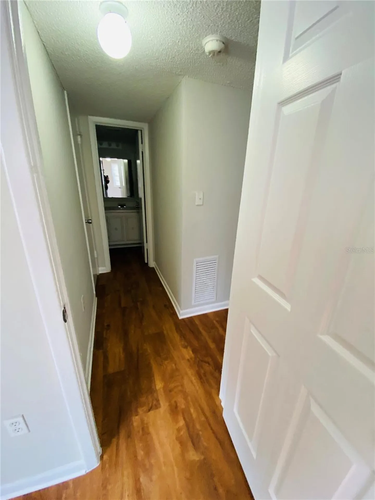 2757 L B Mcleod Road Orlando FL 32805