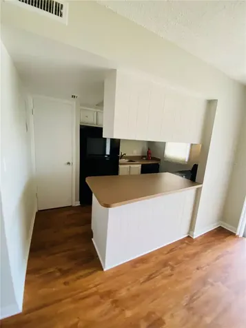 2757 L B Mcleod Road Orlando FL 32805