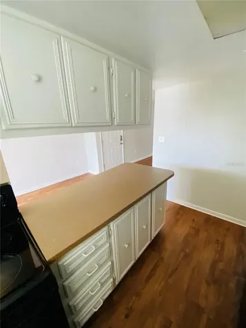 2757 L B Mcleod Road Orlando FL 32805