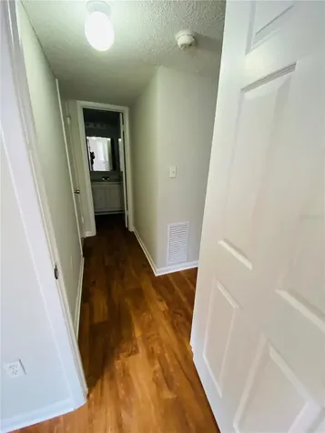 2757 L B Mcleod Road Orlando FL 32805