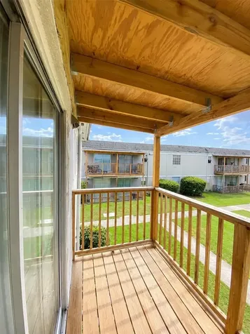 2757 L B Mcleod Road Orlando FL 32805