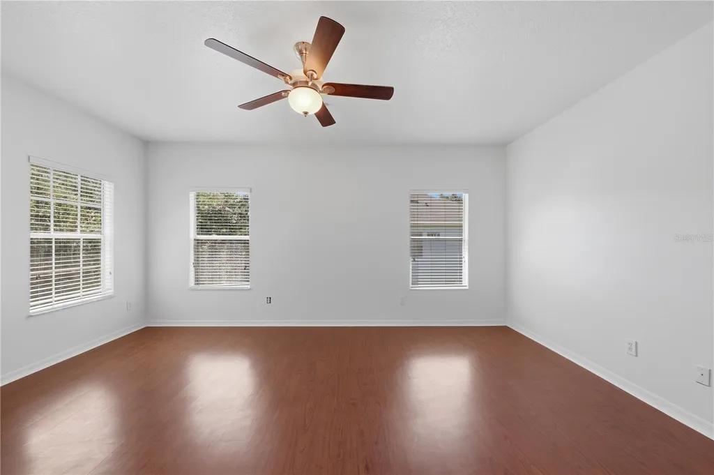 3115 Capri Isle Way Orlando FL 32835