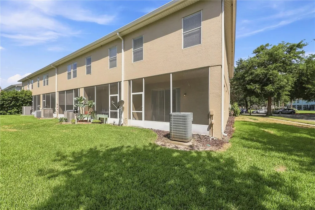 3115 Capri Isle Way Orlando FL 32835