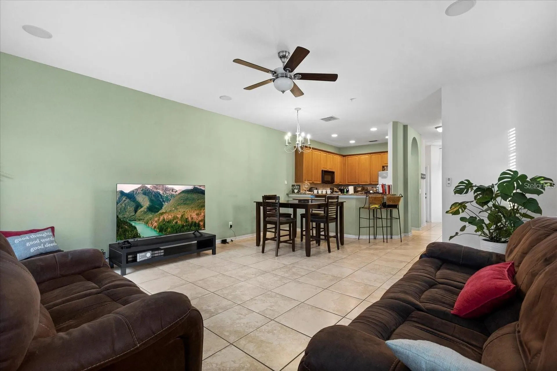 3115 Capri Isle Way Orlando FL 32835