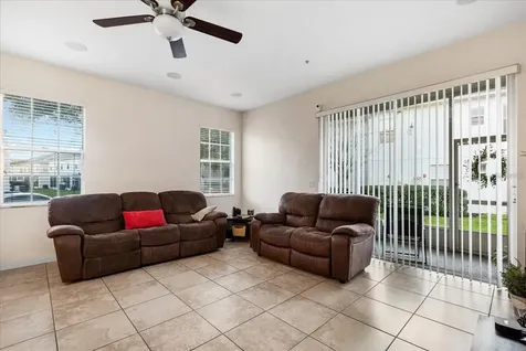 3115 Capri Isle Way Orlando FL 32835