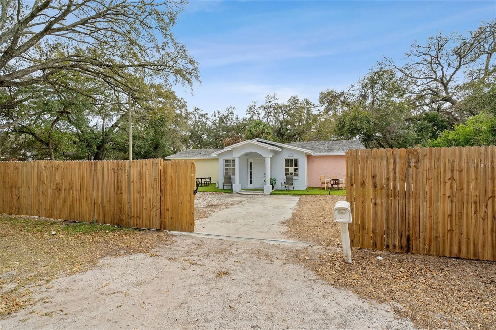 4105 E Knollwood Street Tampa FL 33610