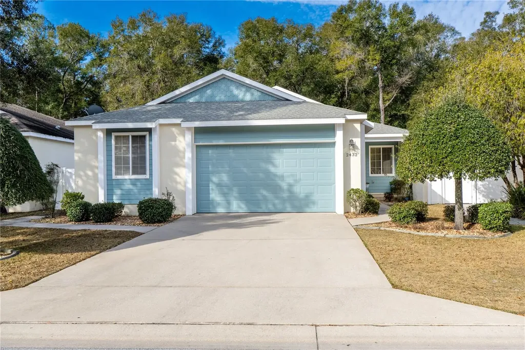 2432 NE 33rd Court Ocala FL 34470