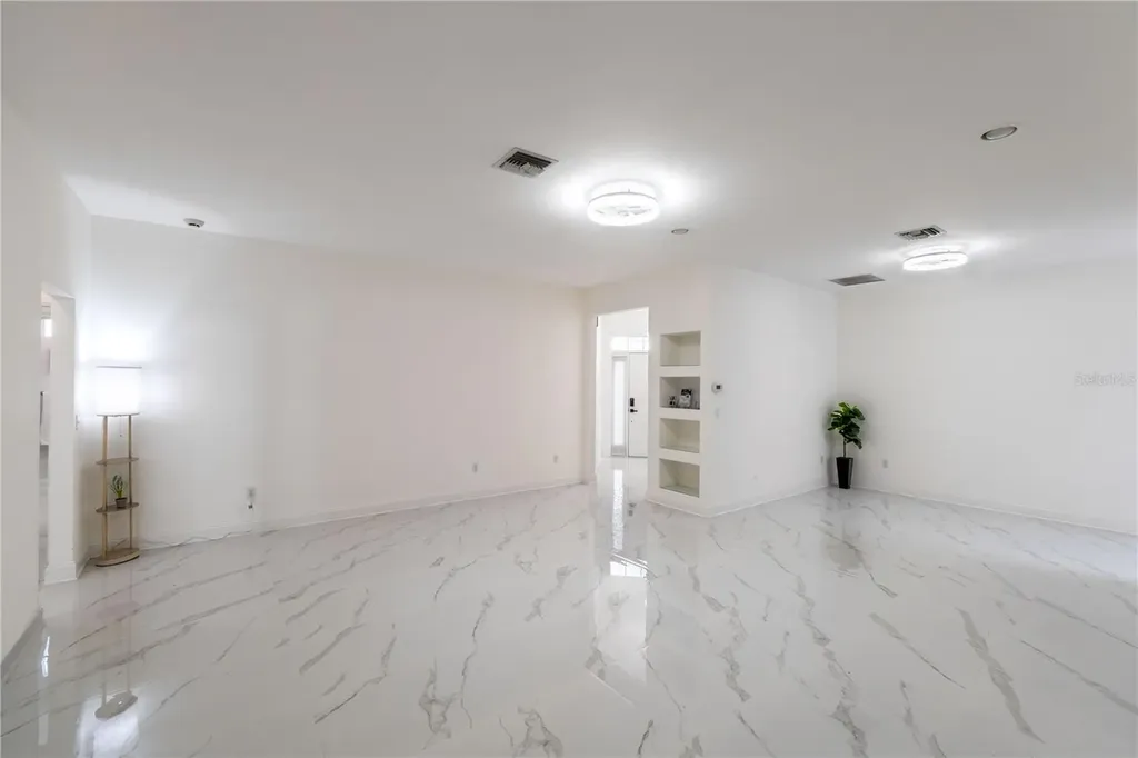 2432 NE 33rd Court Ocala FL 34470