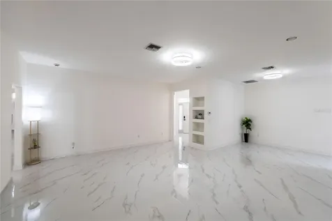 2432 NE 33rd Court Ocala FL 34470