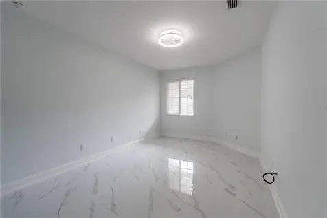 2432 NE 33rd Court Ocala FL 34470