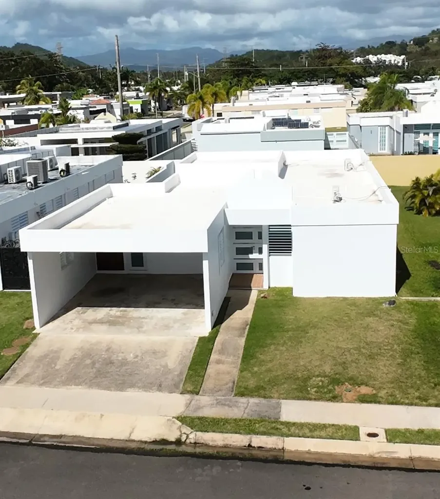 5 Madre Perla Humacao PR 00791