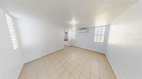 5 Madre Perla Humacao PR 00791