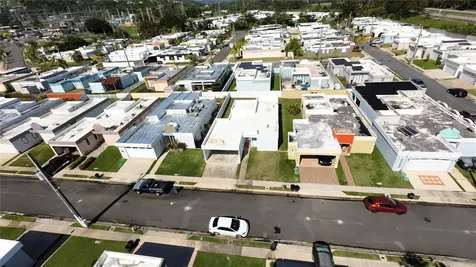 5 Madre Perla Humacao PR 00791